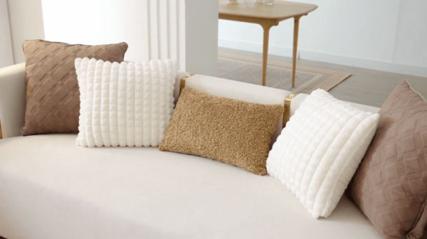 HD-3156 - Sofa - White / Gold