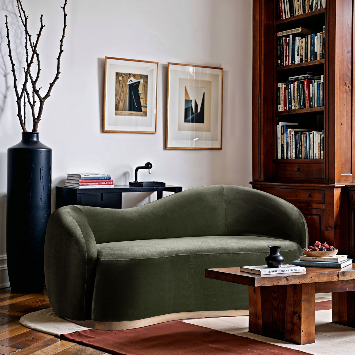 Gustavo - Velvet Upholstered Loveseat