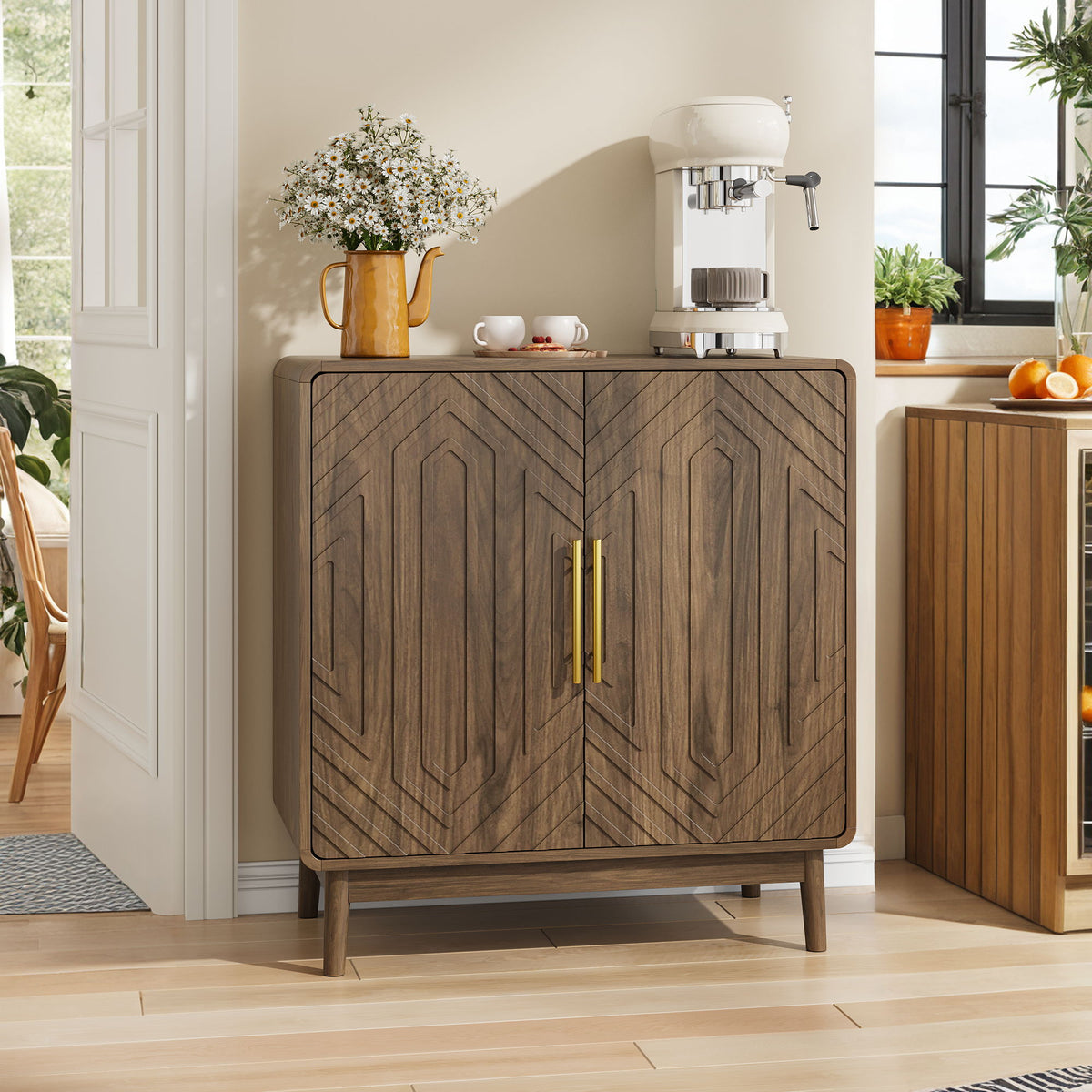 Sideboard Buffet Cabinet With Carved Doors And Adjustable Layer Board