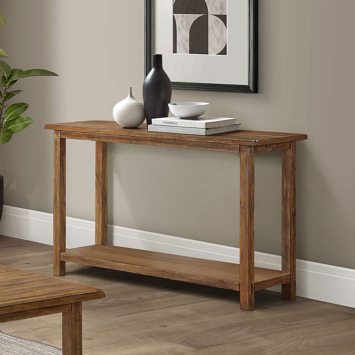 Castleton - Table