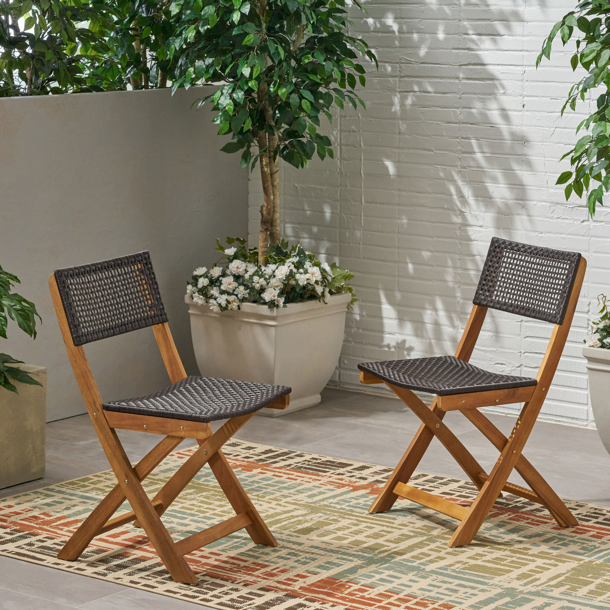 Bistro Foldable Chair With Wicker Backrest