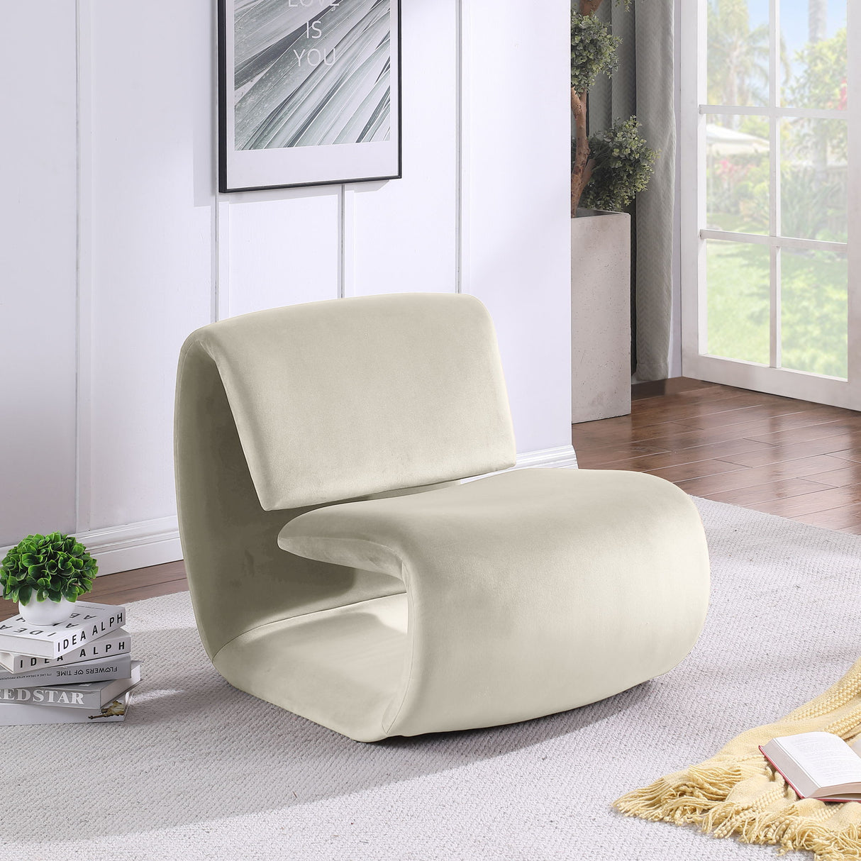 Nouveau - Accent Chair