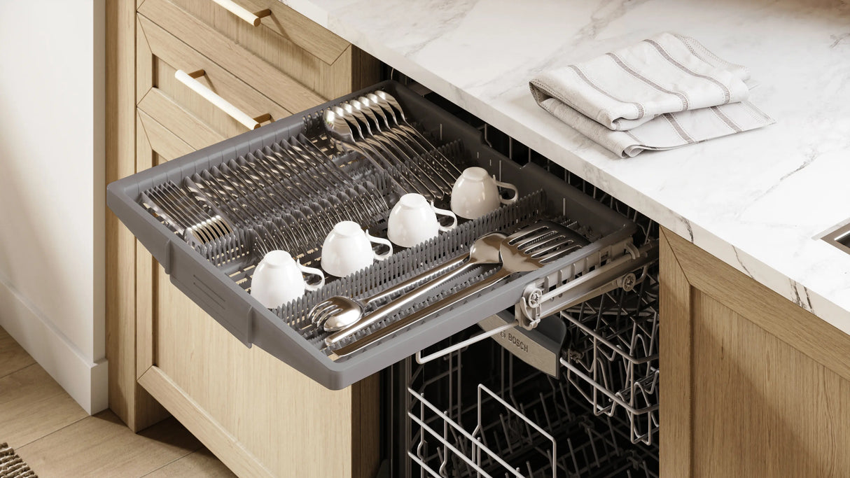 Bosch SHX78DM5N dishwasher lifestyle kitchen image