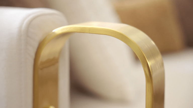 HD-3156 - Sofa - White / Gold