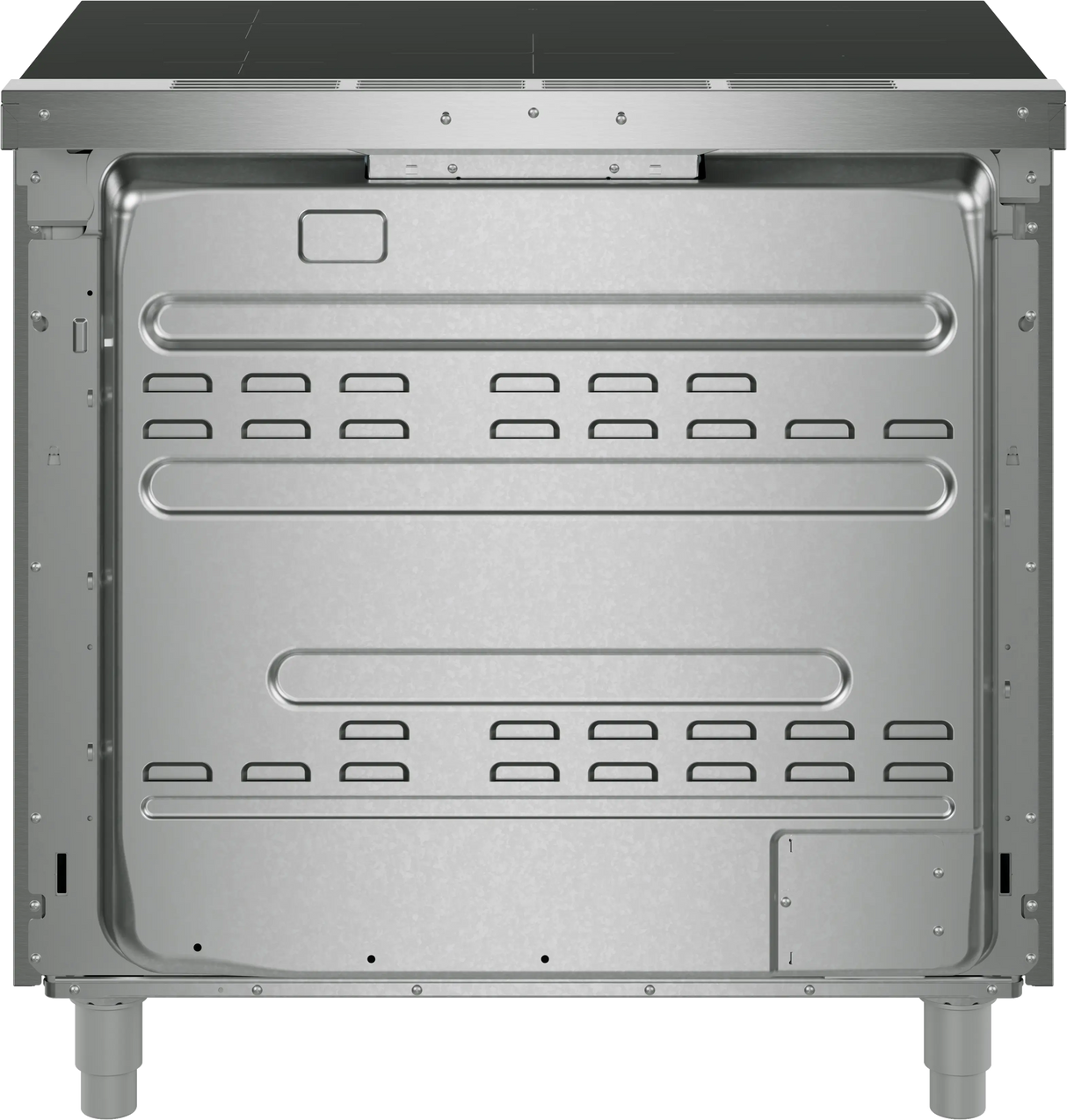 Bosch HIS5657U induction range lifestyle kitchen view