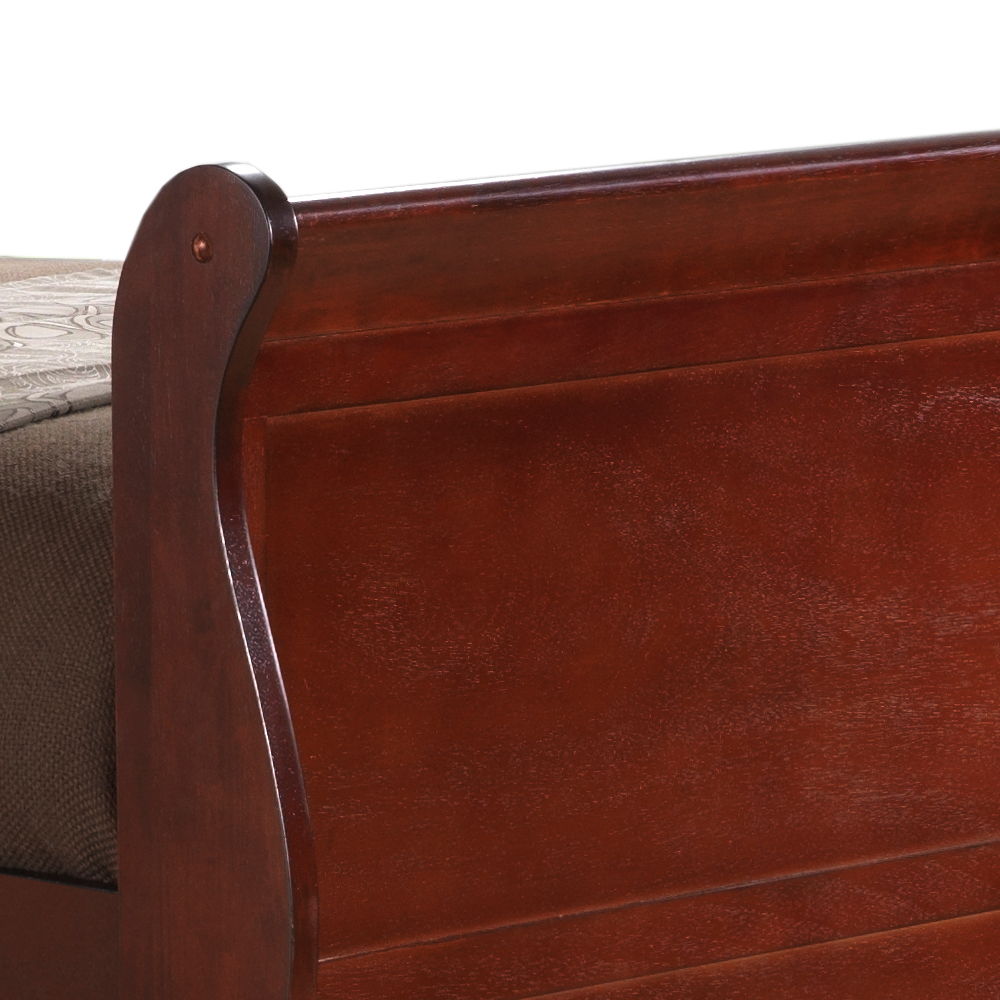 Elegant Trundle Bed With Timeless Charm