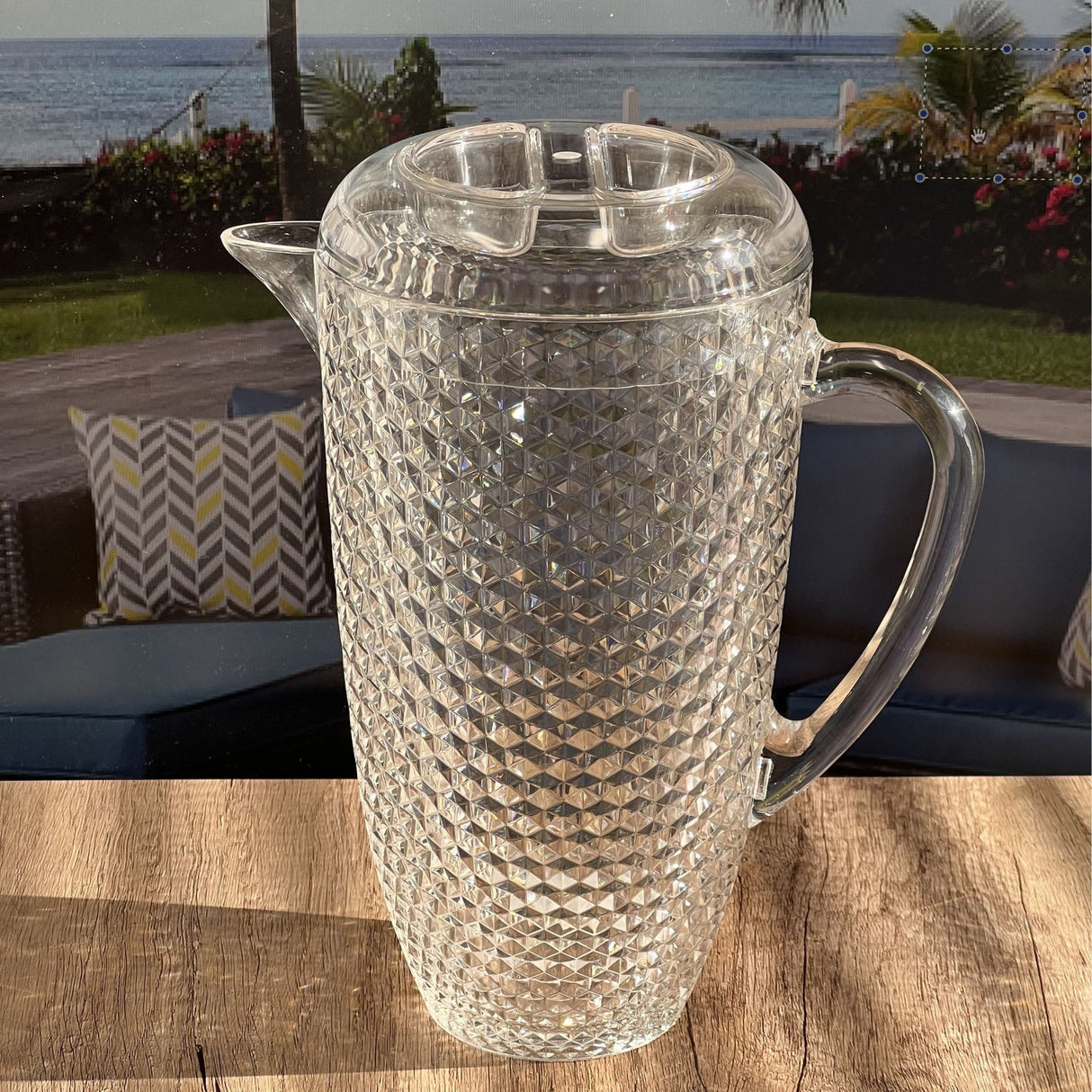 Diamond Cut Unbreakable Plastic Water Pitcher With Lid