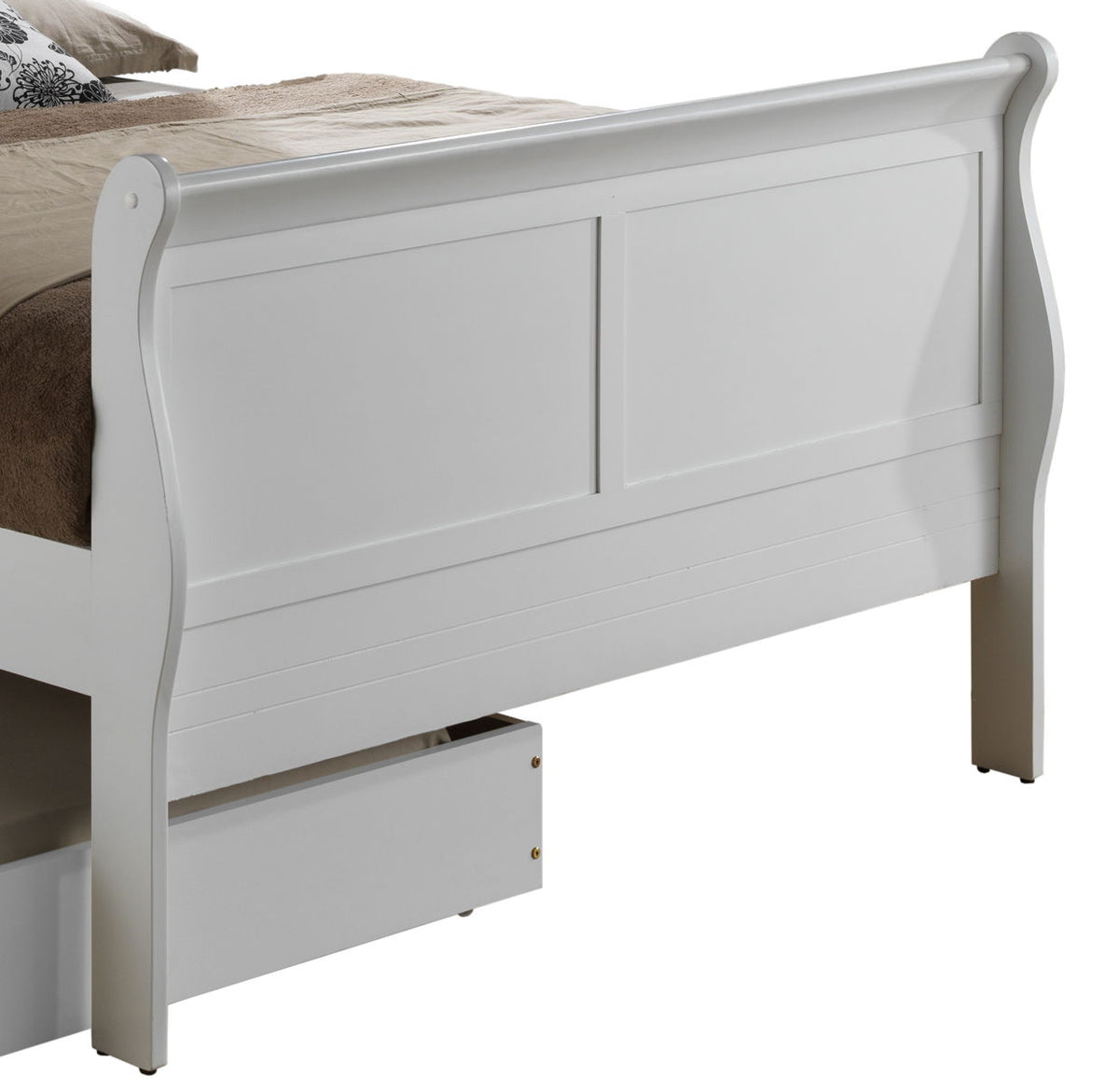 Elegant Trundle Bed With Timeless Charm
