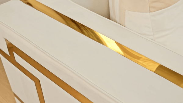 HD-2131 - Loveseat - White / Gold