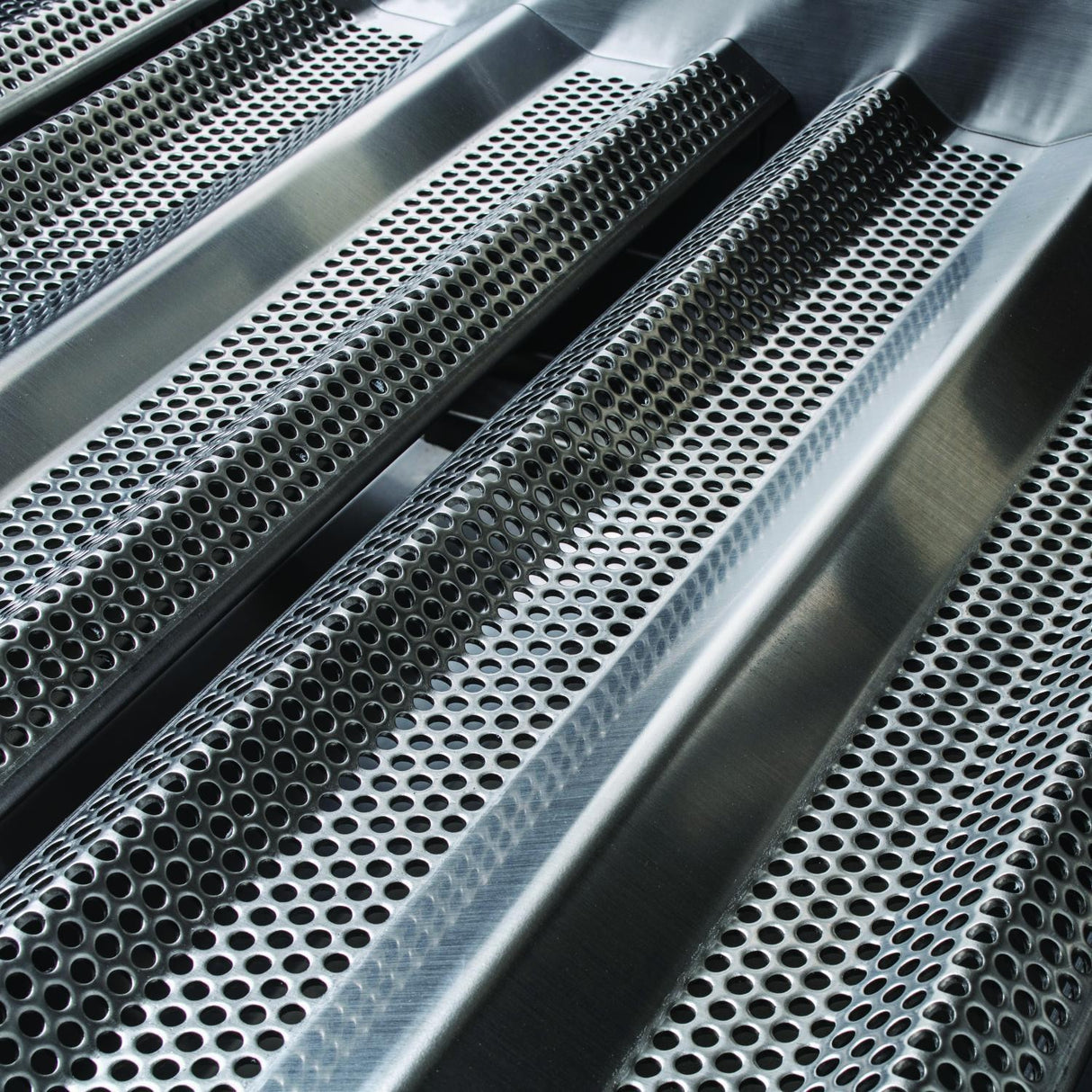 Blaze LTE+ 5-Piece 32-Inch Propane Outdoor Kitchen Package