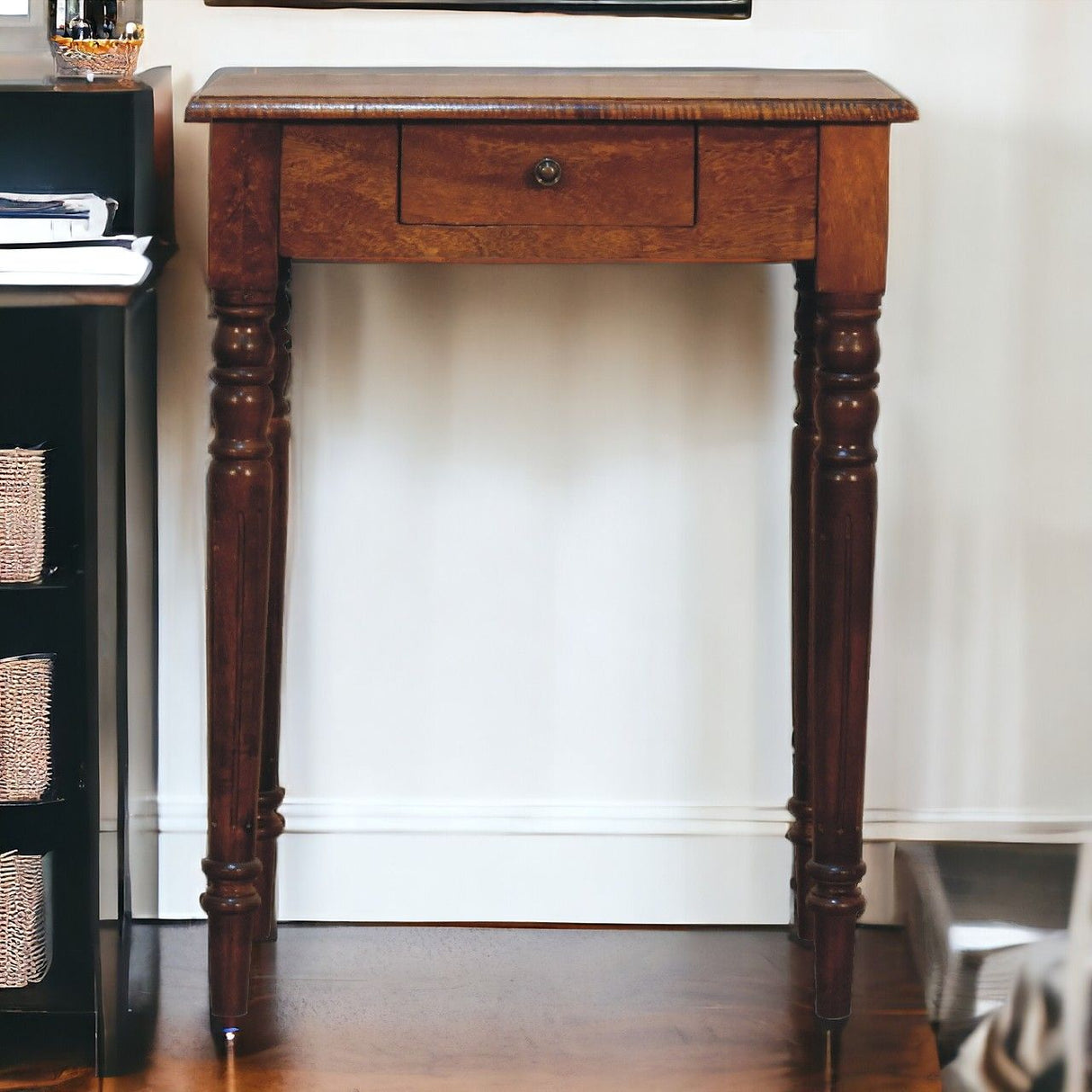 Turned Leg Writing Desk - Chestnut