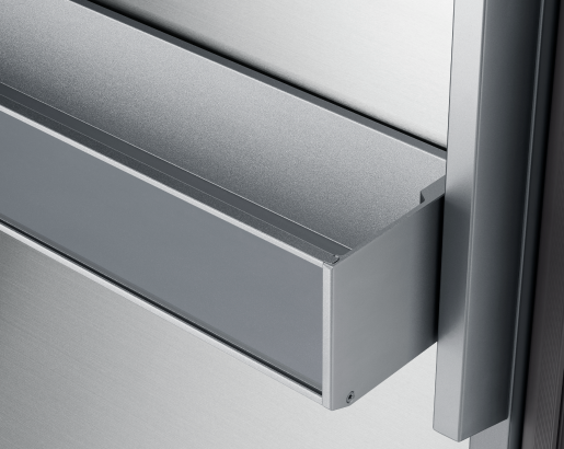 Dacor DRZ18980RAP column freezer installed lifestyle view