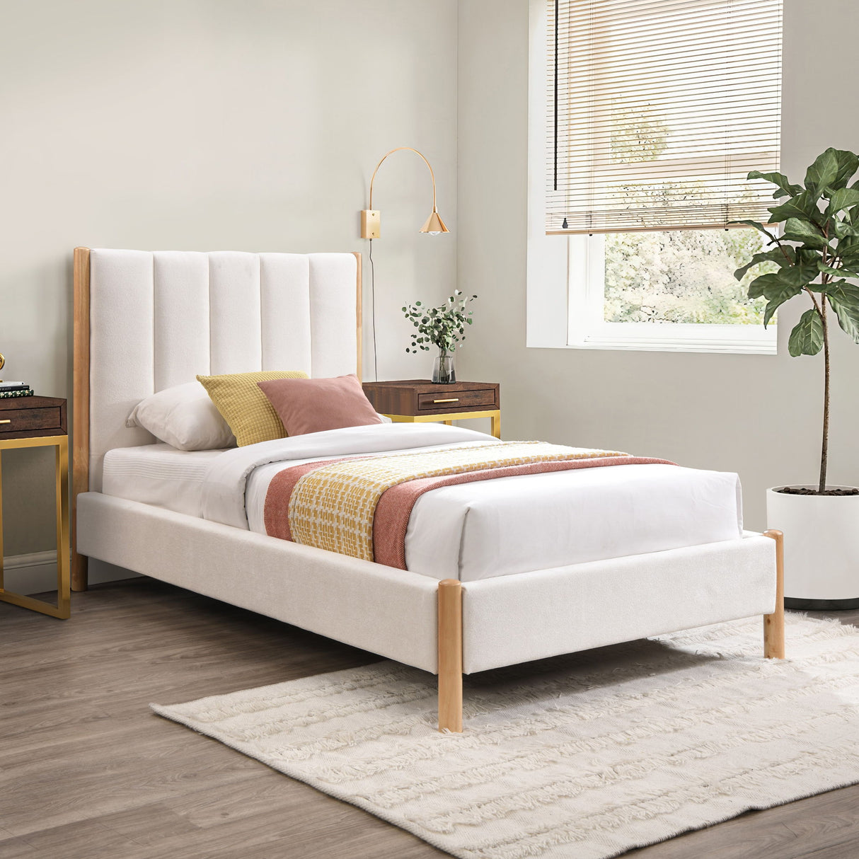 Kona - Bed