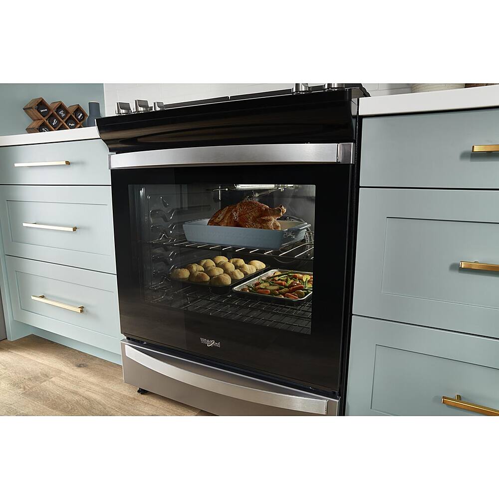 Whirlpool WEE745H0LZ oven interior