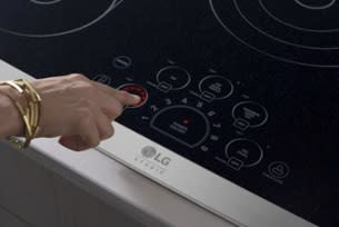 LG LDEL7324YE range feature image