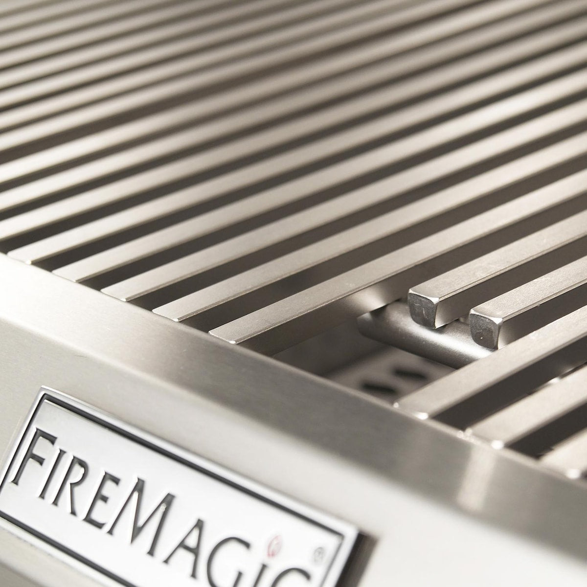 Fire Magic Choice C430S 24-Inch Natural Gas Grill With Analog Thermometer On In-Ground Post - C430S-RT1N-G6