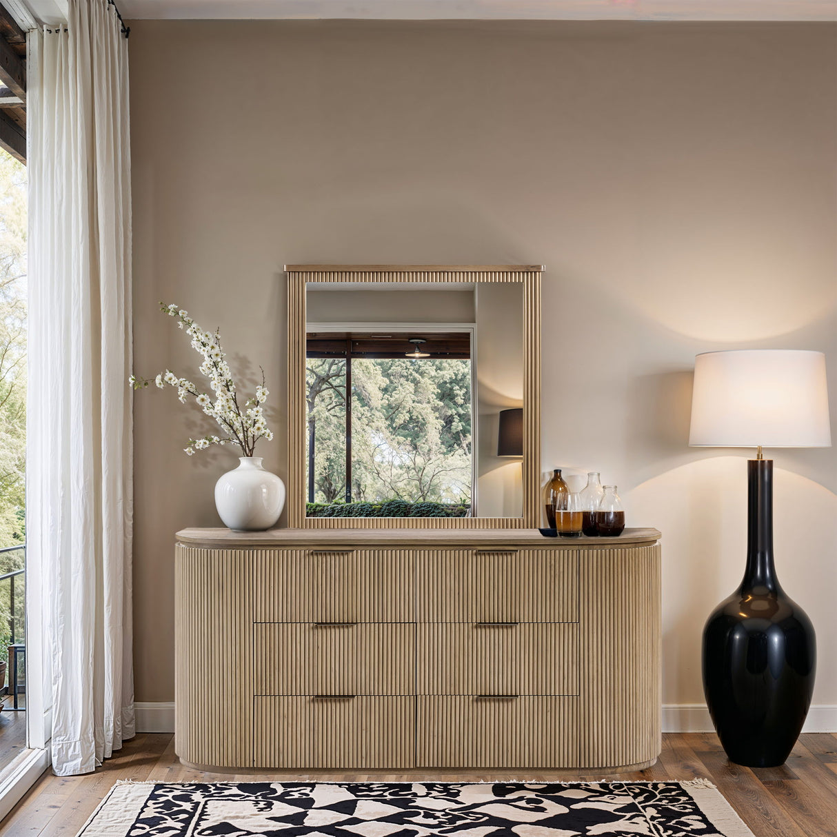 Astrid - Solid Wood And Oak Veneer Dresser