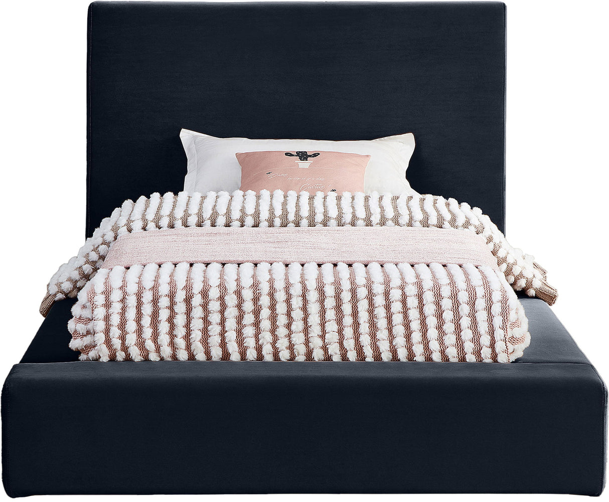 Dorian - Bed
