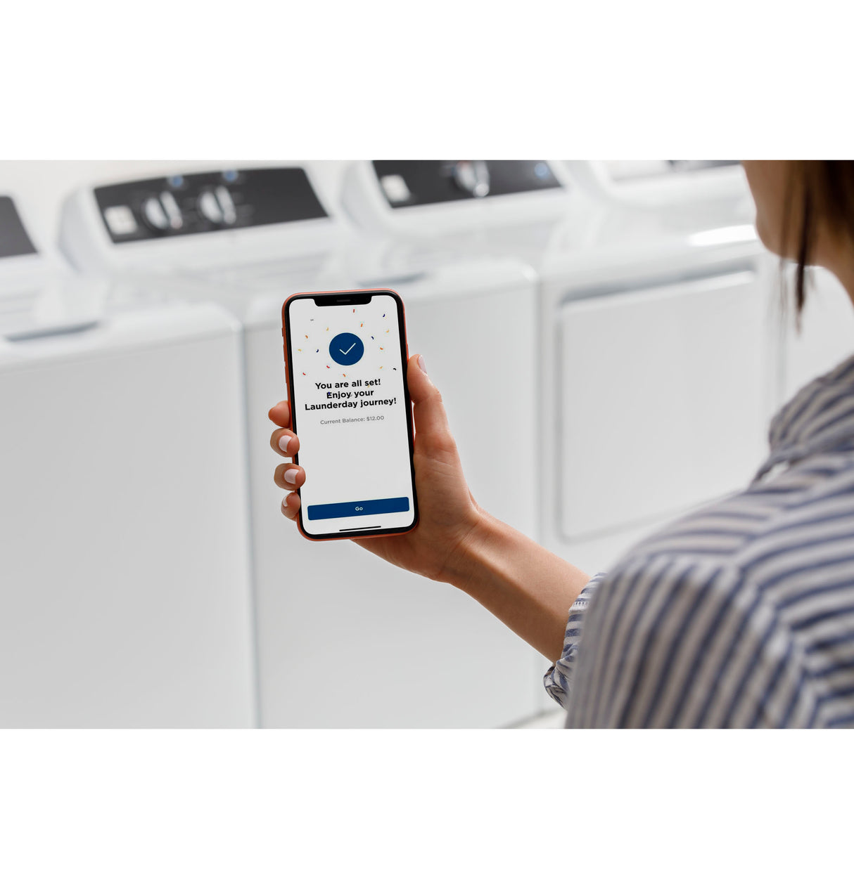 GE(R) 7.4 cu. ft. Capacity aluminized alloy drum Commercial Gas Dryer with Sensor Dry, Built-In App Payment System SITE WIFI REQUIRED - (VTD52GASRWB)