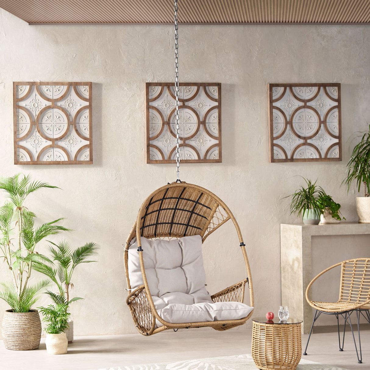 Outdoor / Indoor Wicker Hanging Chair With 8Ft Chain - Light Brown / Beige