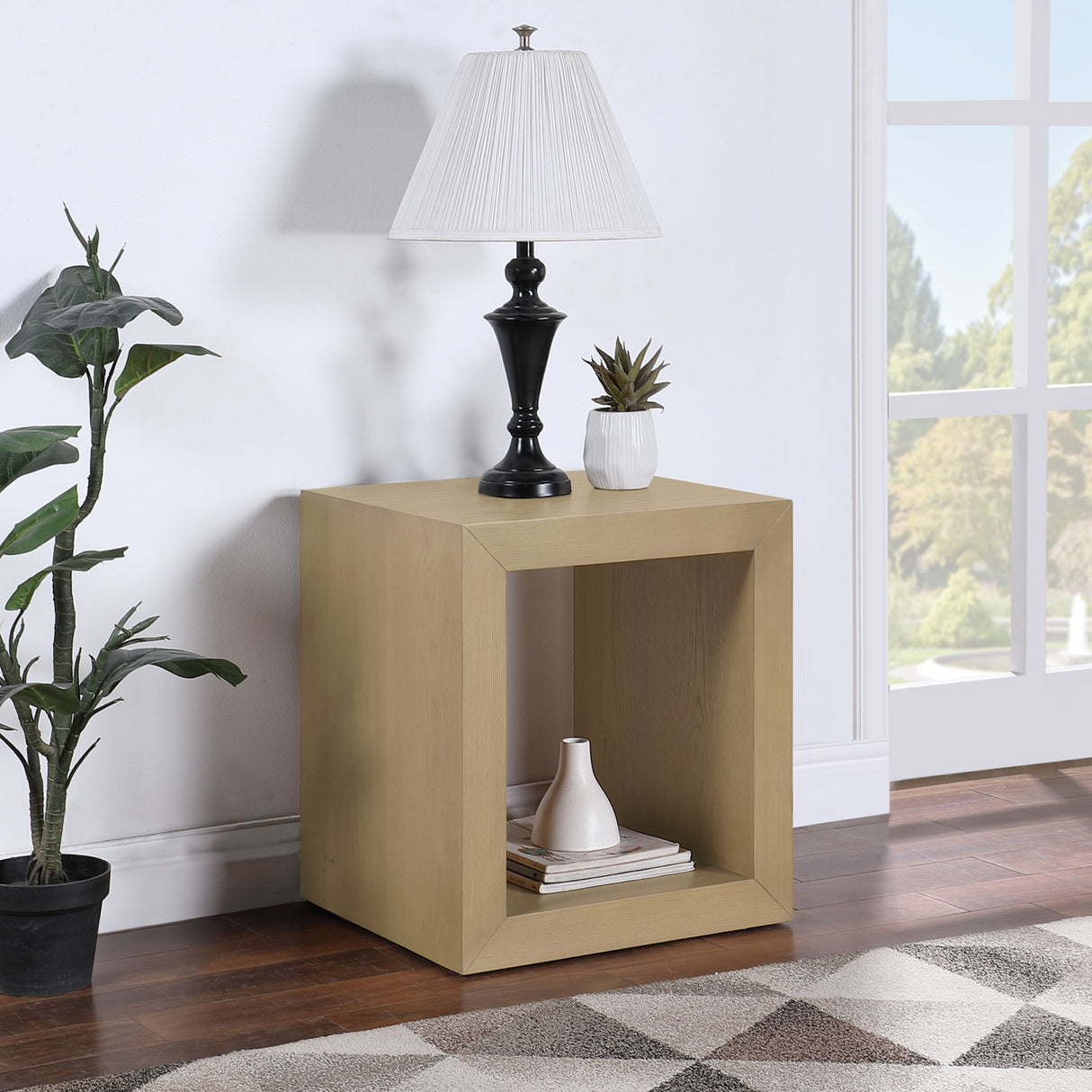 Alma - End Table