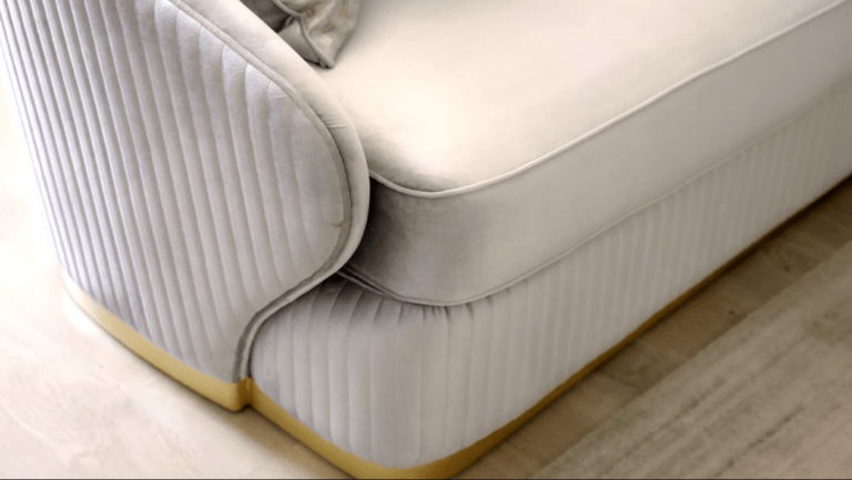 HD-7008 - Loveseat - Gray / Gold