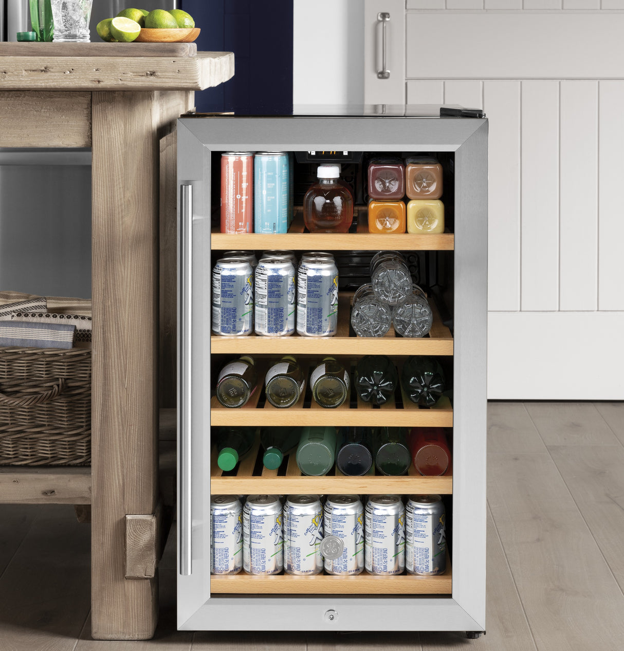 GE GVS04BQNSS - 19 in. 4.1 cu. ft. Freestanding Beverage Center with Adjustable Shelves & Digital Control - Stainless Steel