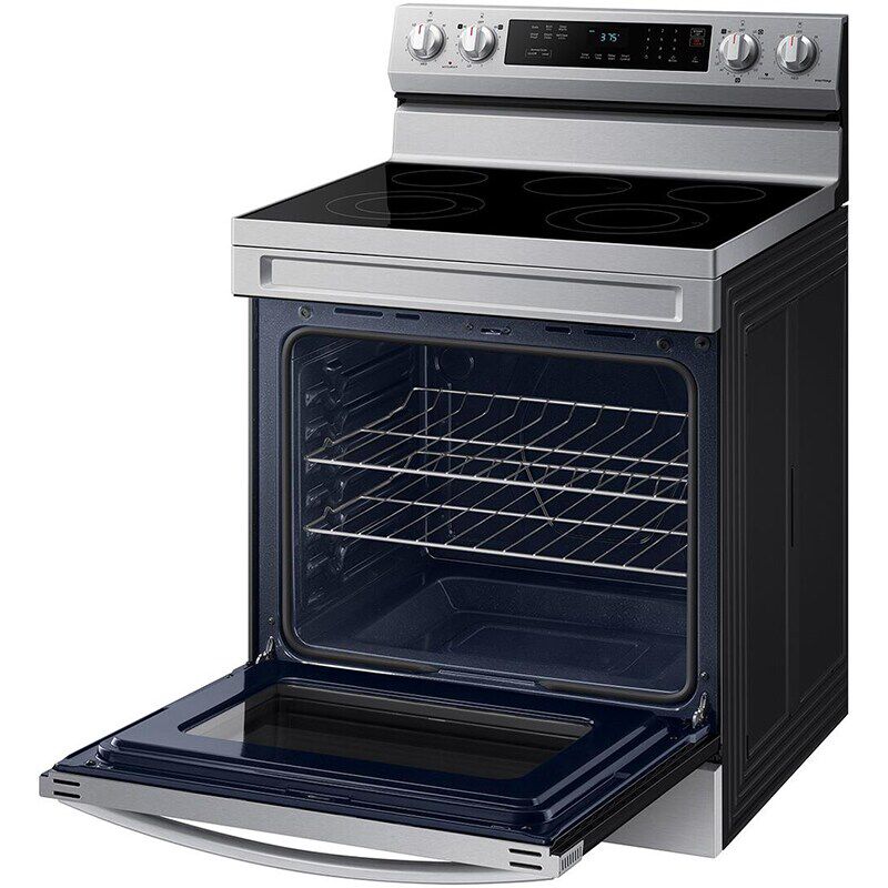 Samsung 30 in. 6.3 cu. ft. Smart Electric Range with Smoothtop Burners - Stainless Steel