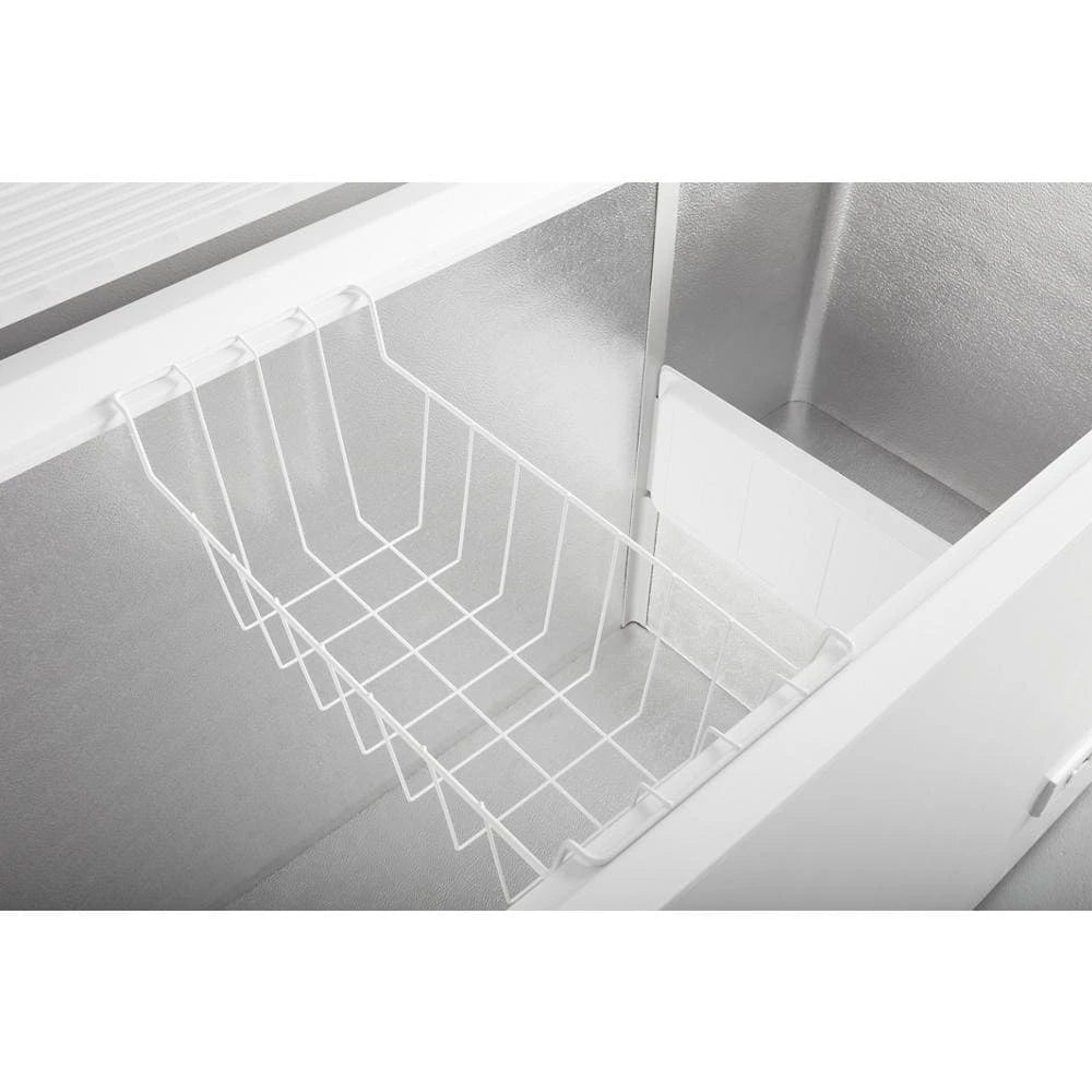 16 cu. ft. Amana(R) Chest Freezer - (AZC5216LW)