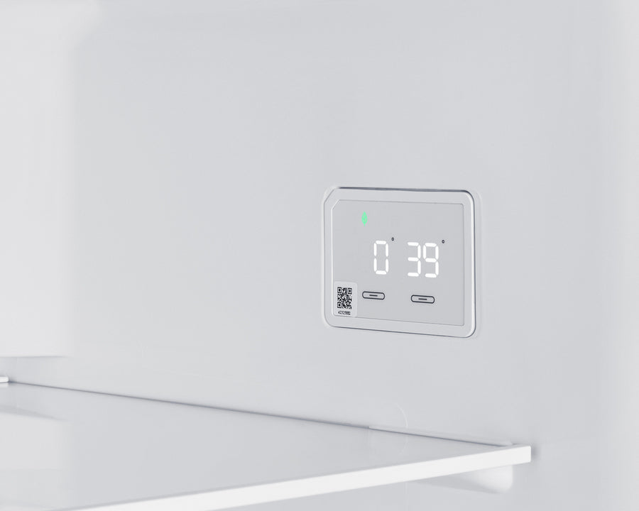 28" Wide Top-Mount Refrigerator-Freezer - (CTR15SSLHD)
