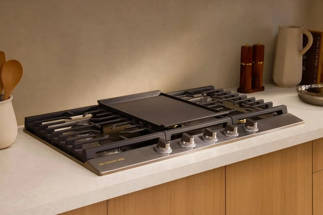 LG SIGNATURE CBGU3639X 36 Inch Gas Cooktop lifestyle view