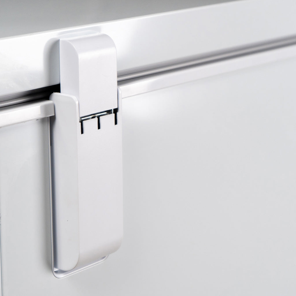 Danby 5.0 cu. ft. Square Model Chest Freezer DOE - (DCF050A5WDB)