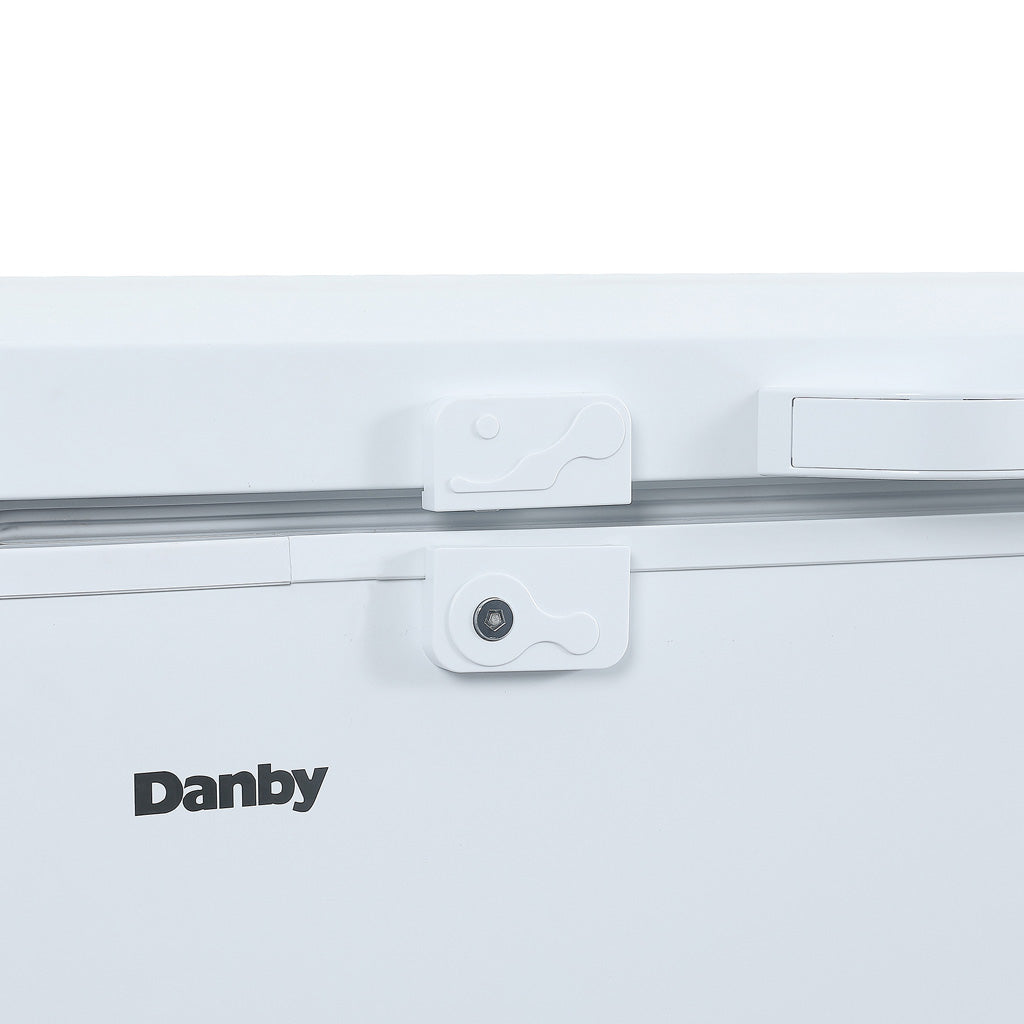 Danby 17.1 cu. ft. Chest Freezer 2 Door in White - (DCFM171A1WDB)