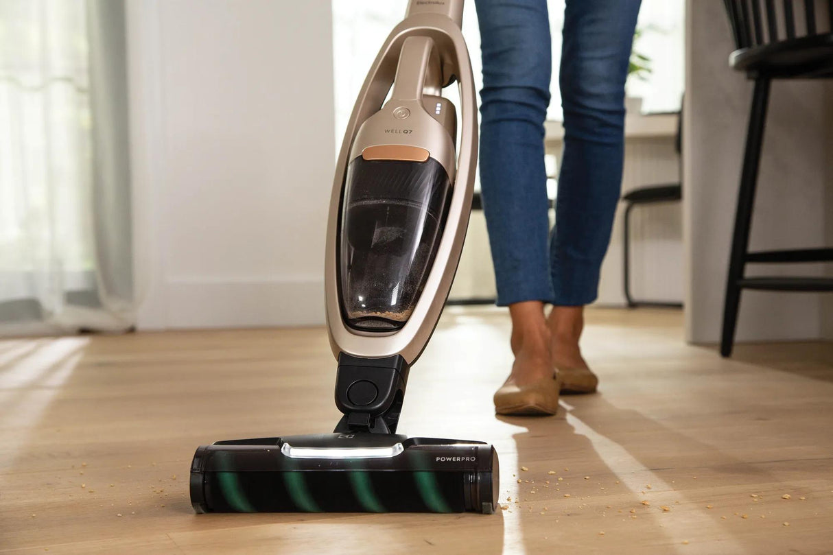 Electrolux WellQ7 Hard Floor Cordless 2-in-1 Stick & Handheld Vacuum with PowerPro Roller, Soft Sand