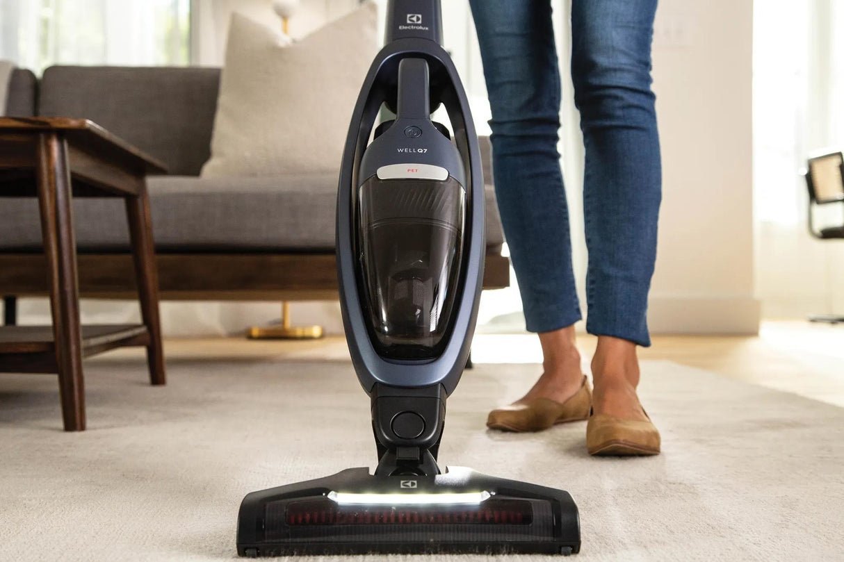 Electrolux WellQ7 Pet Cordless 2-in-1 Stick & Handheld Vacuum with PetPro+ Nozzle, Indigo Blue