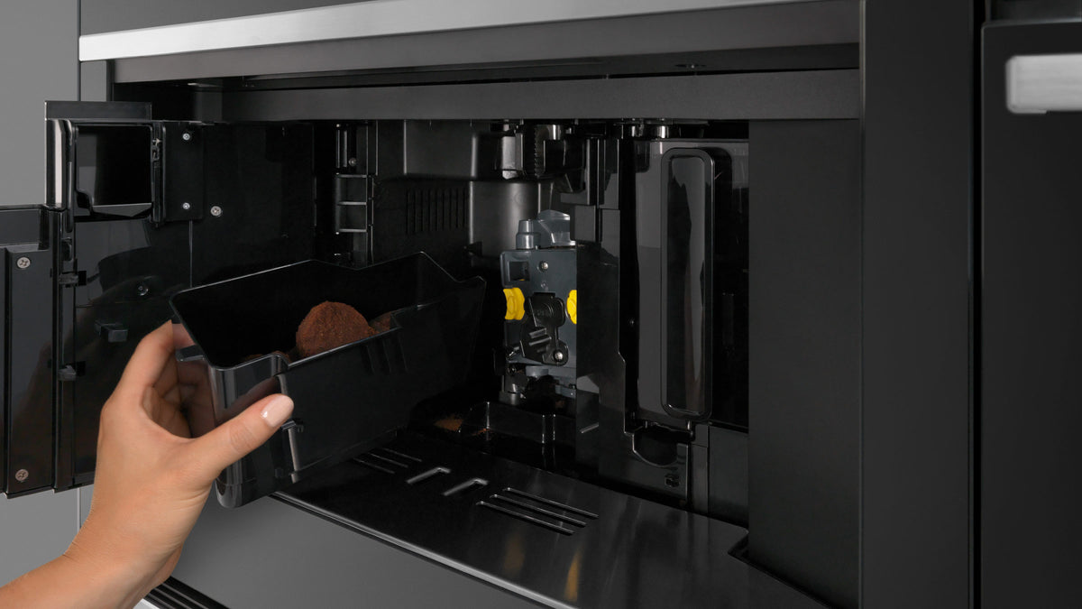 Fisher & Paykel EB30PSX1 Coffee Maker - Self Cleaning Feature