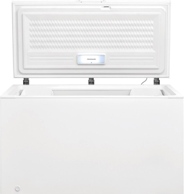 Frigidaire 14.8 Cu. Ft. Chest Freezer - (FFCL1542AW) - FRIGIDAIRE