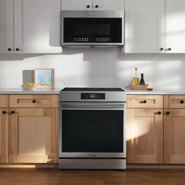 Frigidaire Gallery 30" Front Control Induction Range with Stone-Baked Pizza