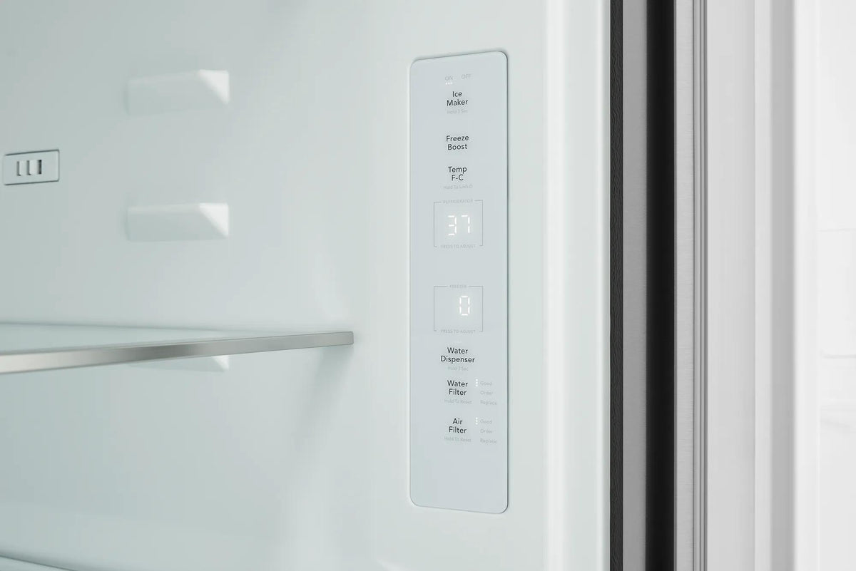 Frigidaire Gallery GRFS2023AF crisper drawer detail