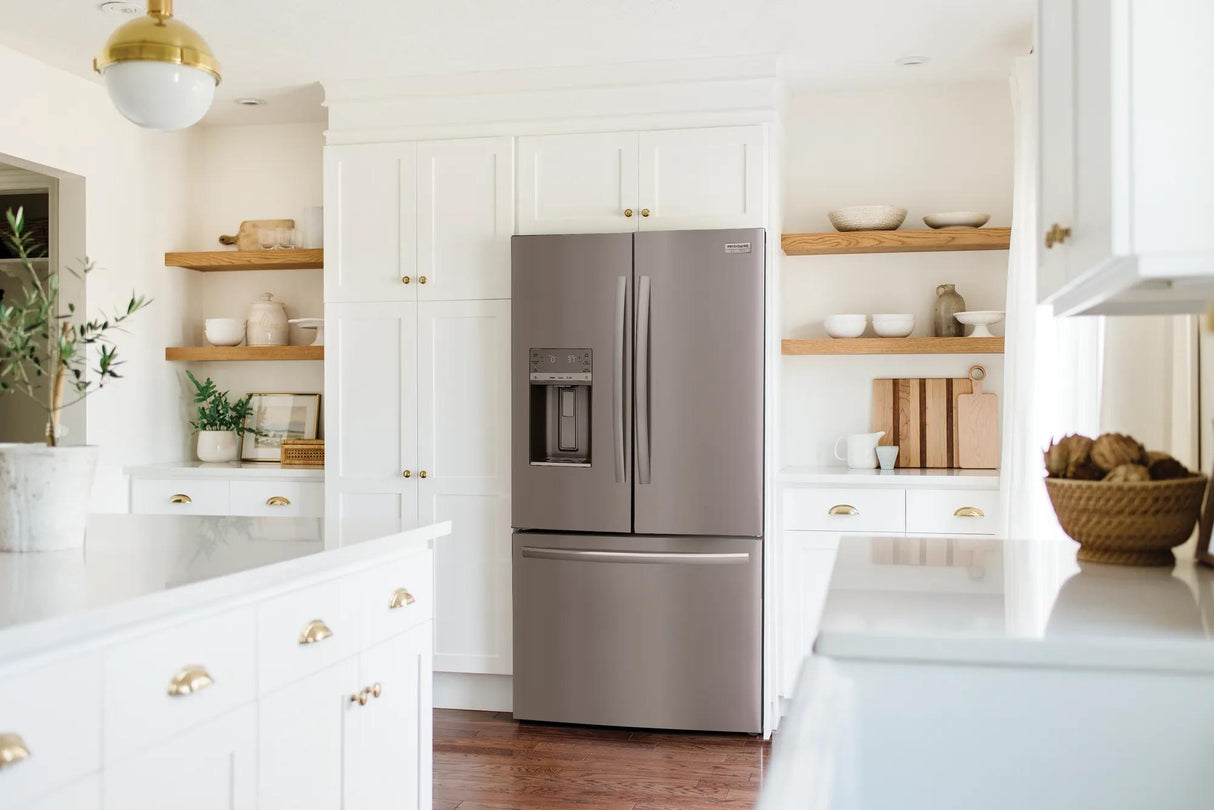 Frigidaire Gallery GRFS287DAF – lifestyle