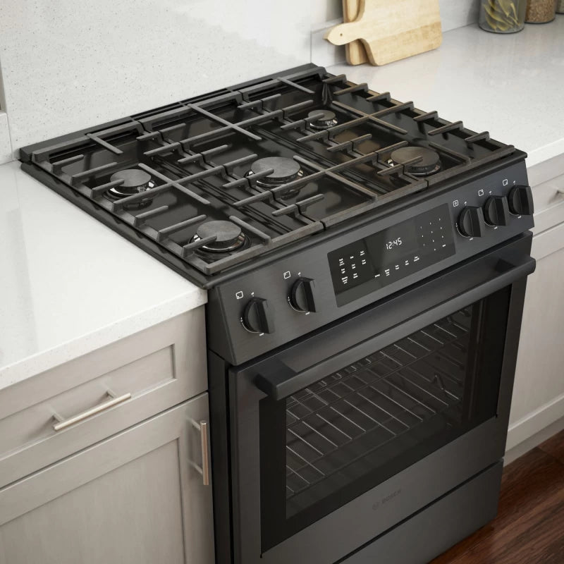 800 Series Gas Slide-in Range 30" Black - (HGI8046UC) - BOSCH
