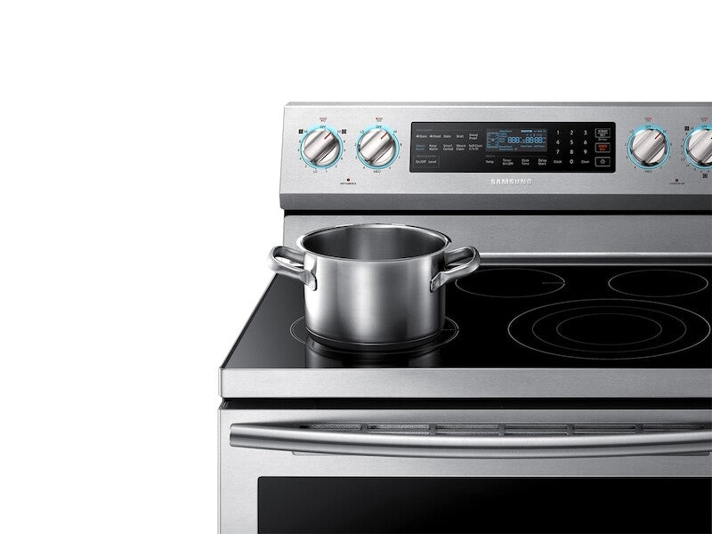 5.9 cu. ft. Freestanding Electric Range with True Convection & Steam Assist in Black Stainless Steel - (NE59N6650SG) - SAMSUNG