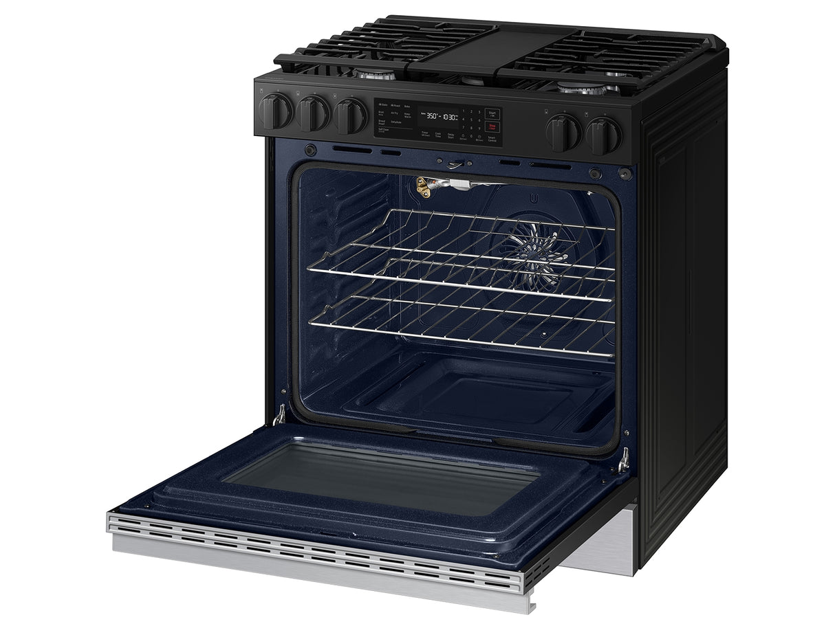 Bespoke 6.0 cu. ft. Smart Slide-In Gas Range with Air Fry & Precision Knobs in Stainless Steel - (NSG6DG8300SRAA)