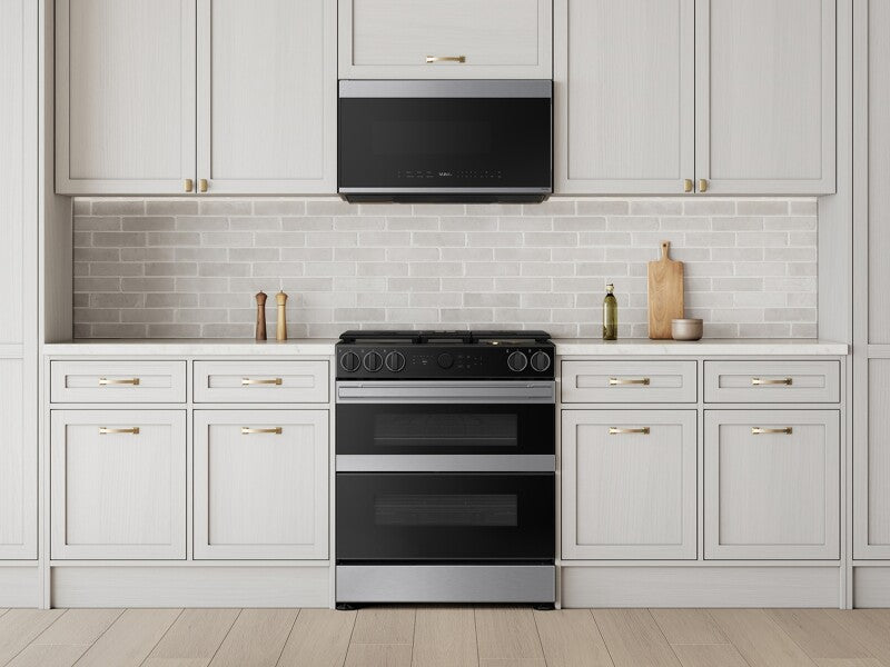 Bespoke Smart Slide-In Gas Range 6.0 cu. ft. with Flex Duo™ & Illuminated Precision Knobs in Stainless Steel - (NSG6DG8550SRAA)