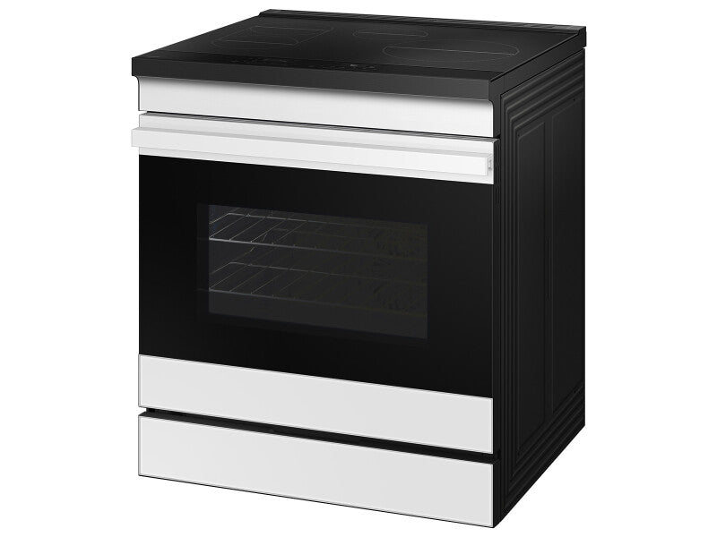 Bespoke 6.3 cu. ft. Smart Slide-In Induction Range with Anti-Scratch Glass Cooktop & Air Fry in White Glass - (NSI6DB930012AA)