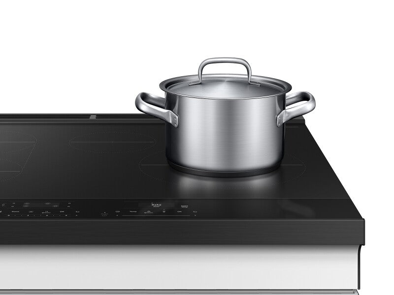 Bespoke 6.3 cu. ft. Smart Slide-In Induction Range with Ambient Edge Lighting™ & Air Sous Vide in White Glass - (NSI6DB950012AA)
