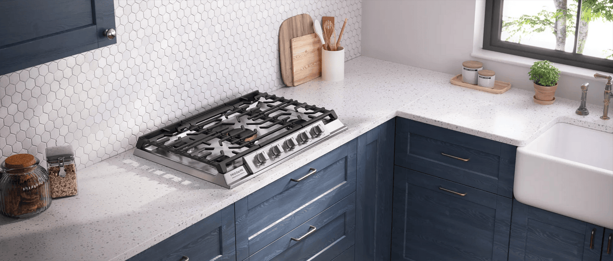 Frigidaire Professional 30" Gas Cooktop with 5 Sealed Burners & PowerPlus 18,000 BTU, Stainless Steel