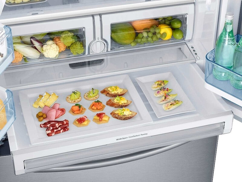 28 cu. ft. Food Showcase 3-Door French Door Refrigerator in Stainless Steel - (RF28HDEDBSR) - SAMSUNG