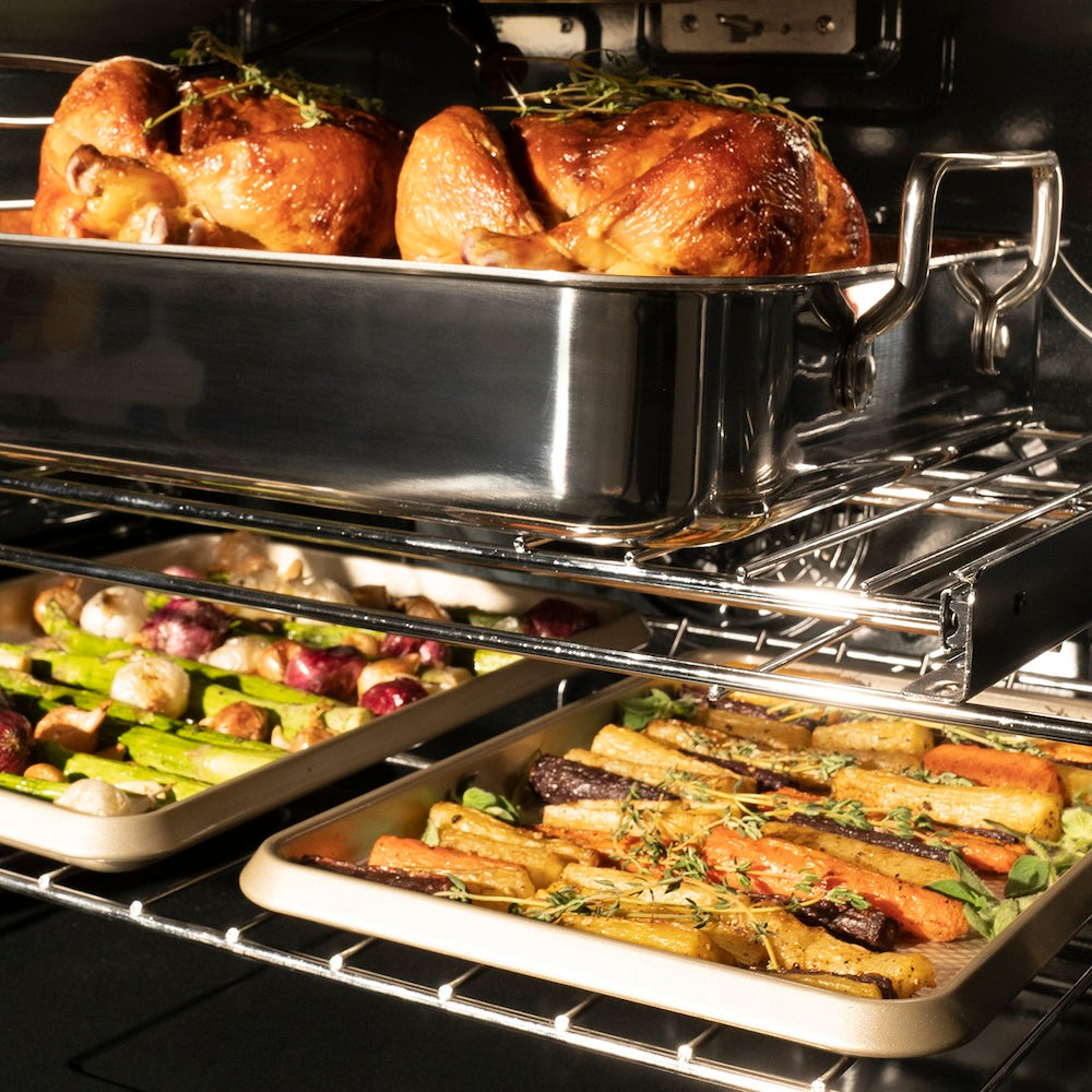 30 in. Professional True Convection Single Wall Oven - (WASSZ30MB) -