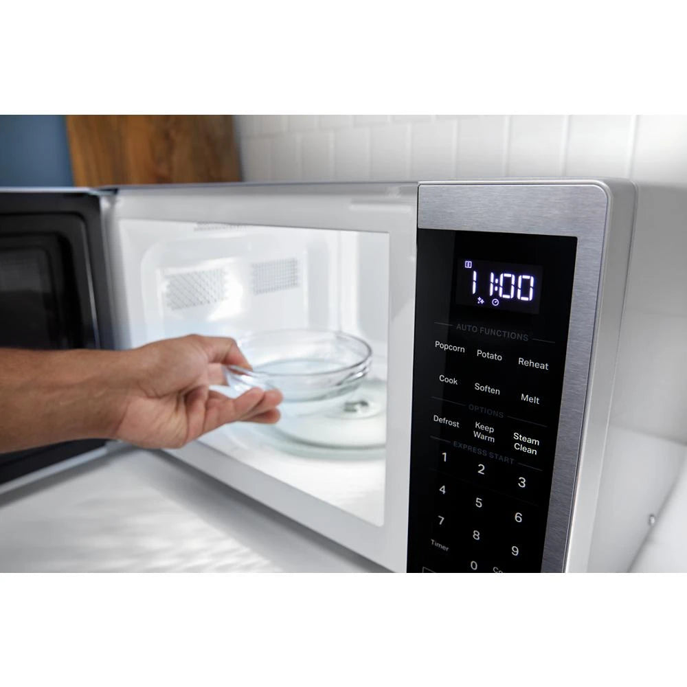 0.9 cu. ft. Stainless Steel Countertop Microwave With Steam Clean - 900 watt - (WMCS3019RS)
